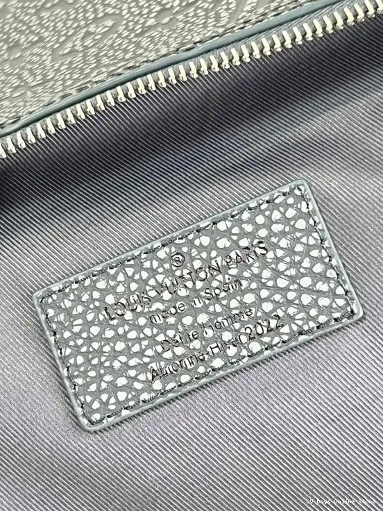 Rep HOBO CRUISER PM VUITTON LOUIS 0503